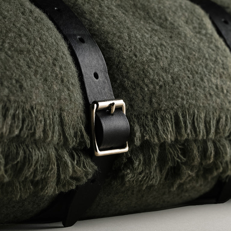 de Le Cuona | Nomad Merino Wool Throw – Meadow