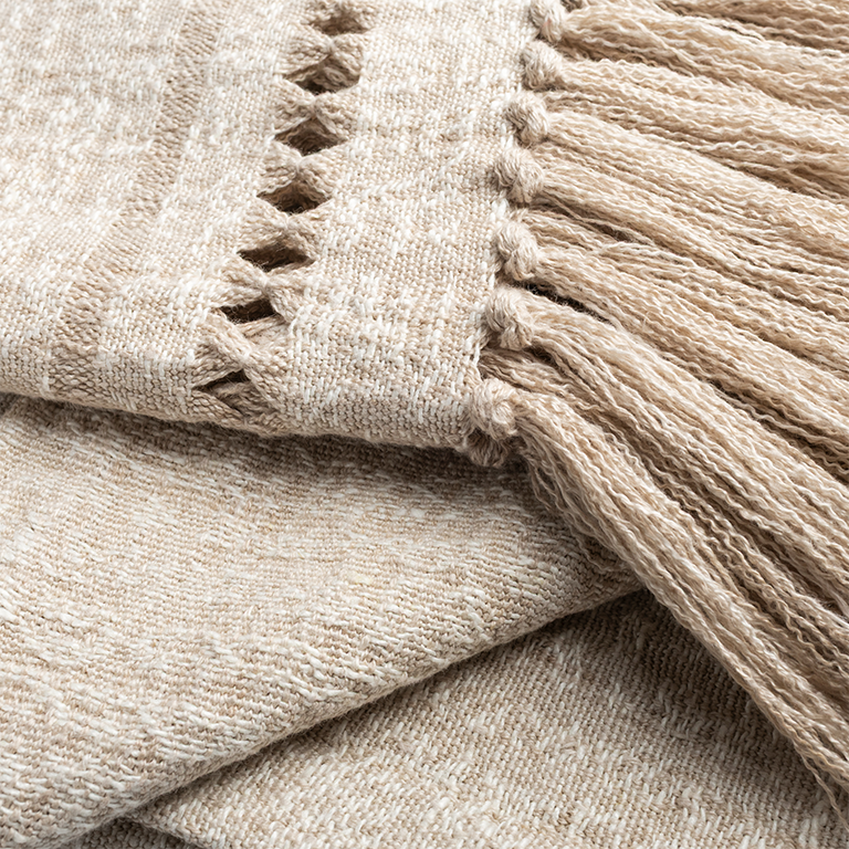de Le Cuona | Petra Bed Throw with Diamond Detailing – Rose City