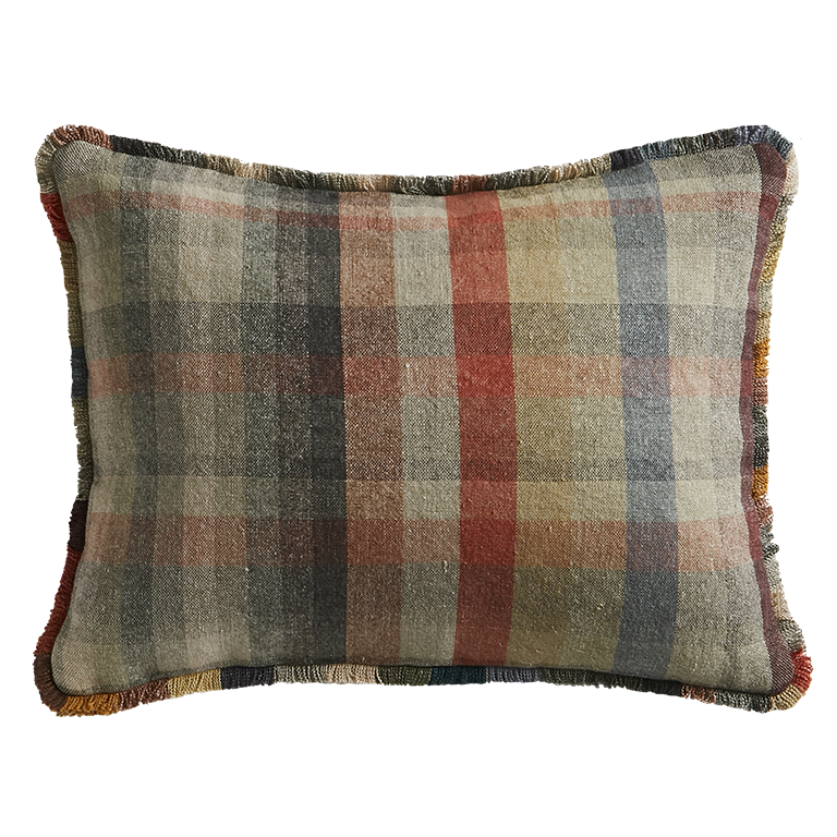 de Le Cuona | Ragamuffin Cushion with Fringe