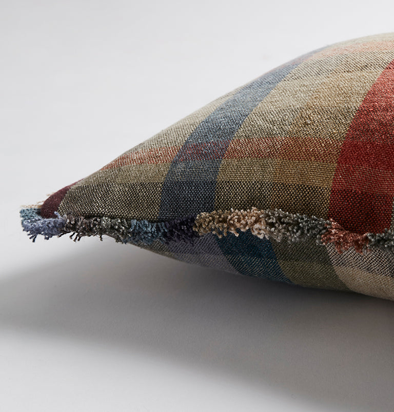 de Le Cuona | Ragamuffin Cushion with Fringe