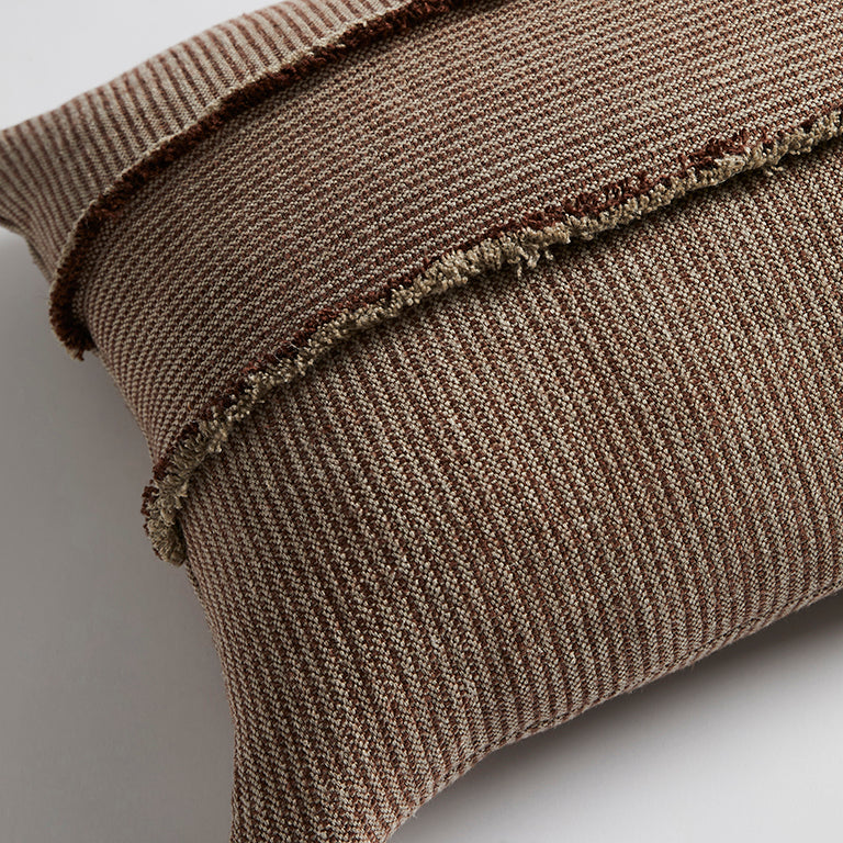 de Le Cuona | Salopette Cushion with Fringed Panels – Maroon