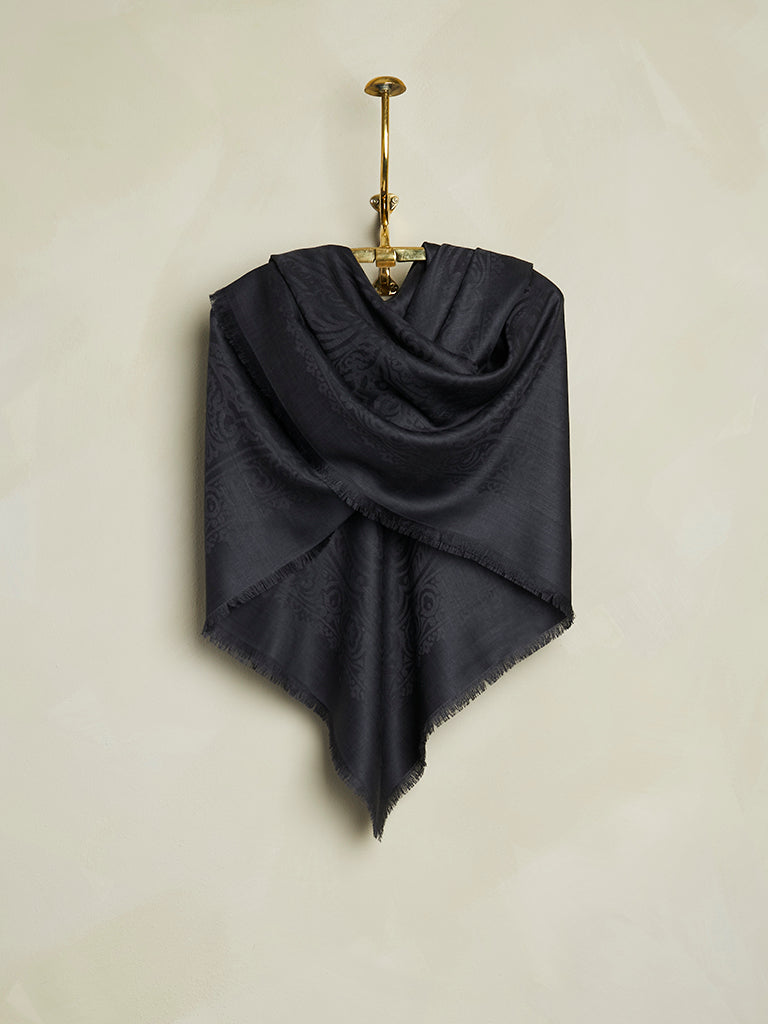 de Le Cuona | Silk & Alpaca Paisley Bandana – Prussian Blue