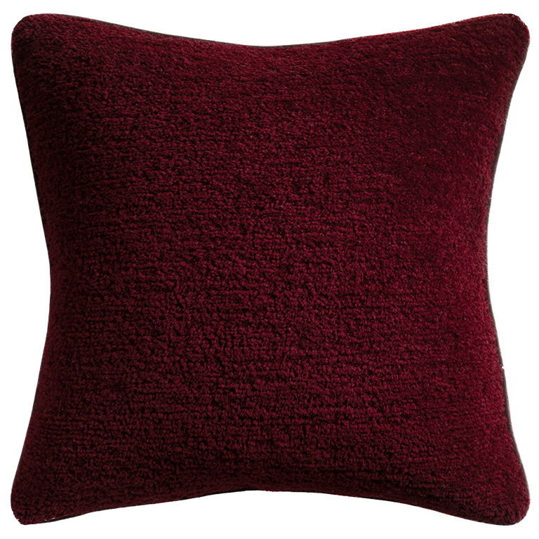 de Le Cuona | Tundra Wool Cushion with Suede Trim – Merlot