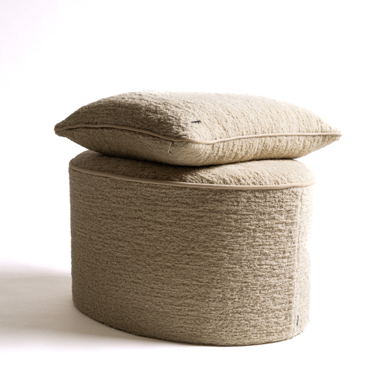 de Le Cuona | Tundra Wool Cushion with Suede Trim – Ash