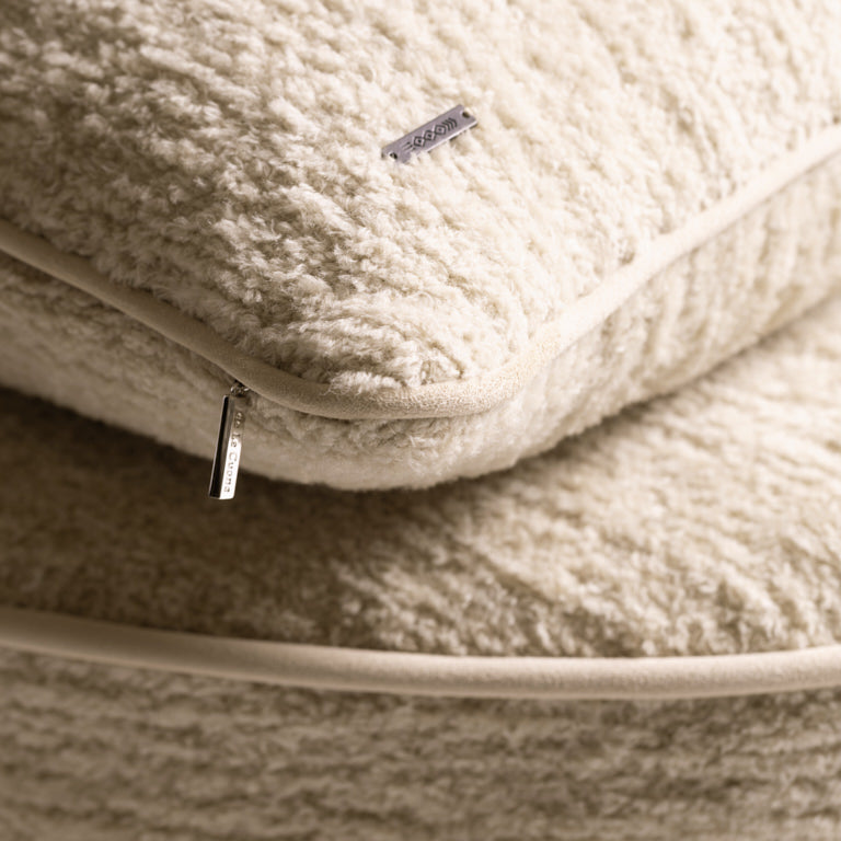 de Le Cuona | Tundra Wool Ottoman – Ash