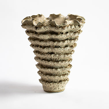 de Le Cuona | Urchin Ceramic Vase Large – White
