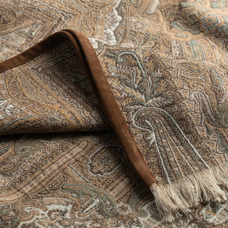de Le Cuona | Victoria Throw with Fringe and Suede Edge – Antique Gold