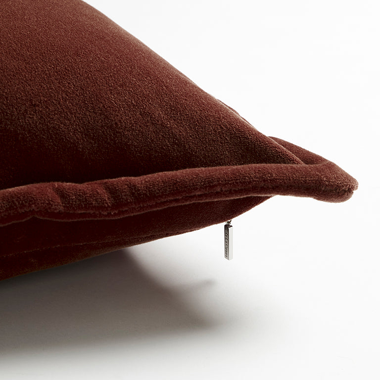 de Le Cuona | Vienna Sofa Cushion – Bolero