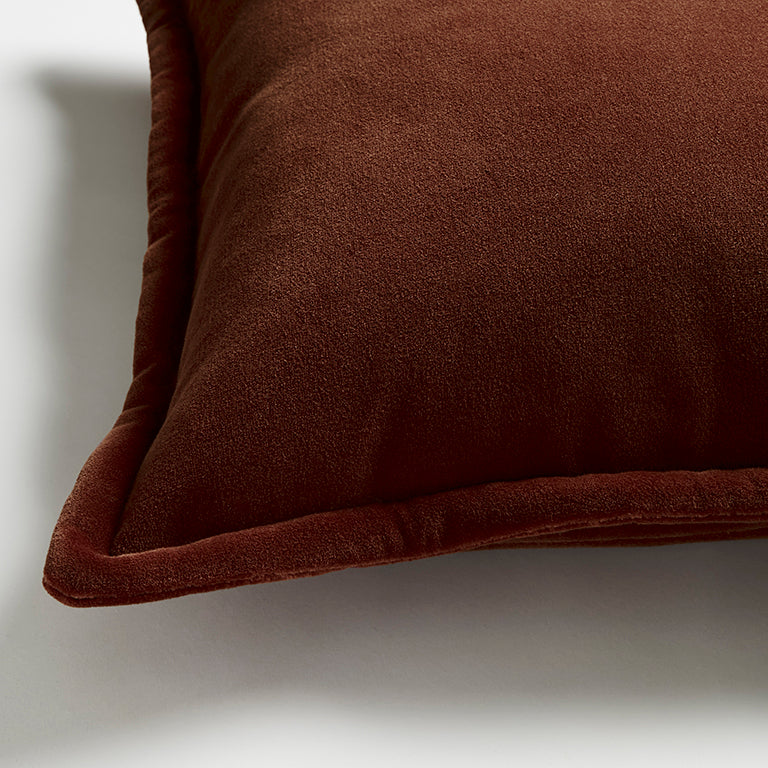 de Le Cuona | Vienna Sofa Cushion – Bolero