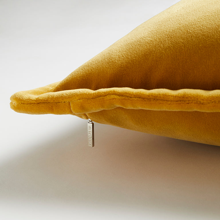 de Le Cuona | Vienna Sofa Cushion – Jive