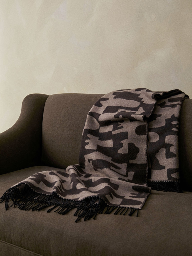 de Le Cuona | Village Wool Throw – Taupe