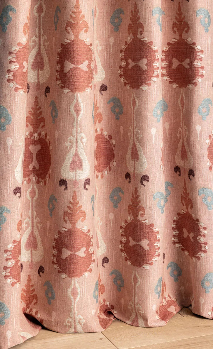 Pierre Frey Distressed damask — scenography