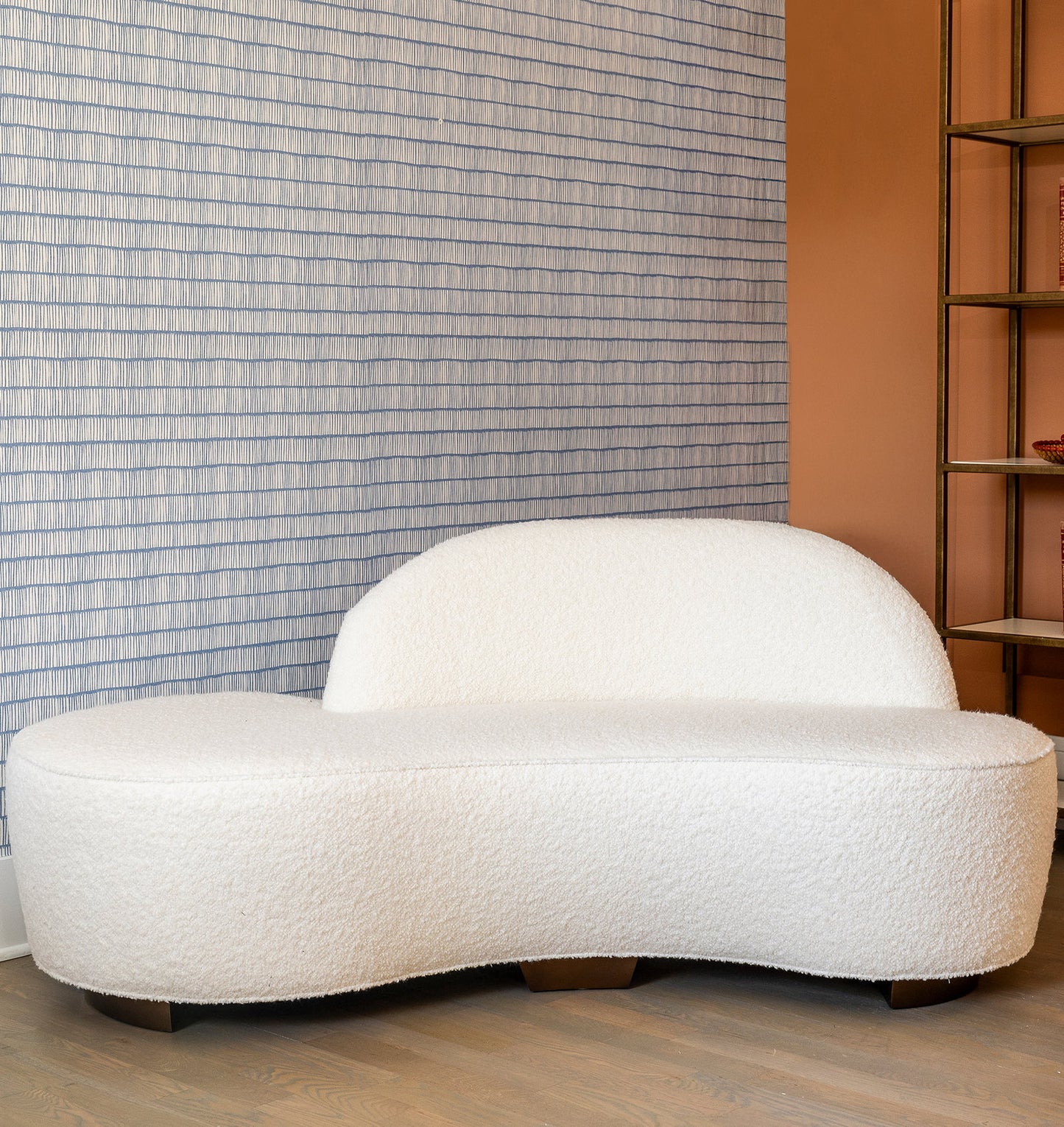 Julian Chichester | Parrot Sofa Small