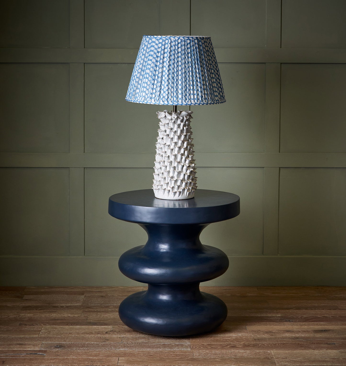 Julian Chichester | Violet Table Lamp White