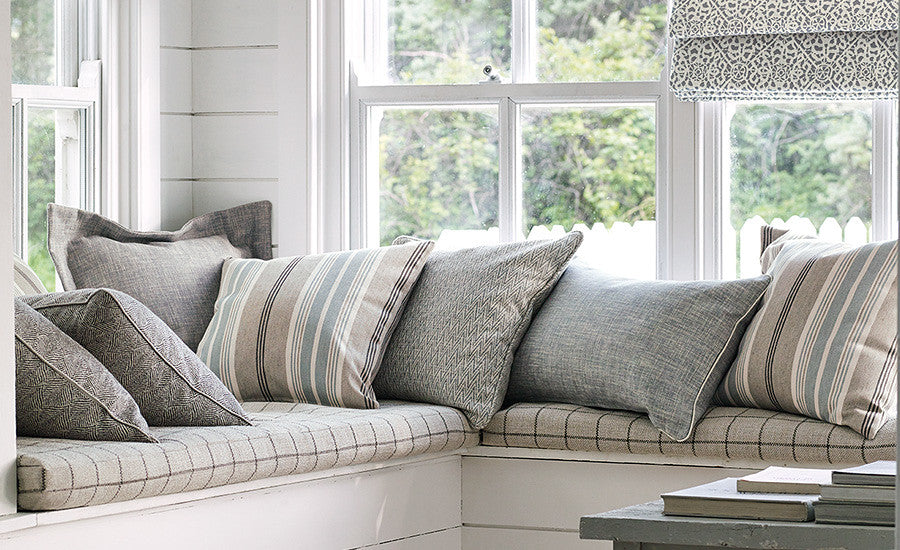 Pierre Frey Romo | Kelso – Feather Grey — scenography