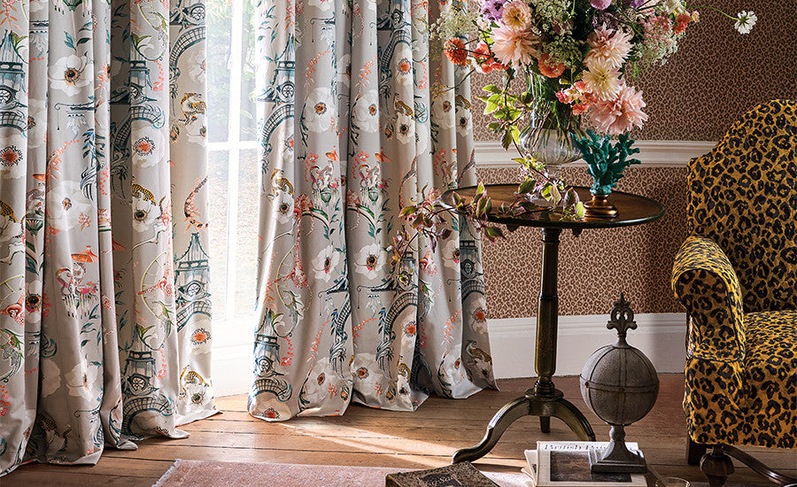 Pierre Frey Romo | Delilah Velvet – Sienna — scenography