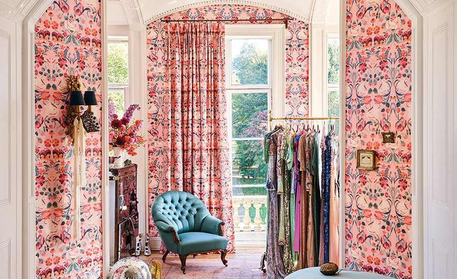 Pierre Frey Romo | Lavinia Mica Wallcovering – Luna — scenography