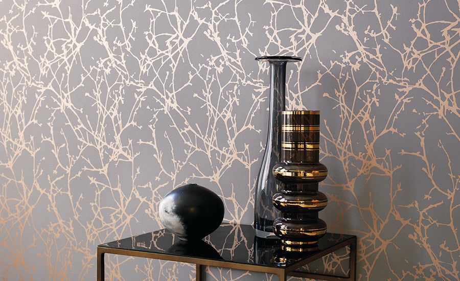 Pierre Frey Romo | Asper Wallcovering – Silver — scenography