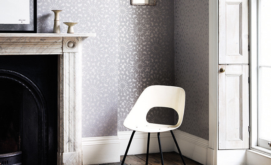Pierre Frey Romo | Marquise Wallcovering – Turtle Dove — scenography