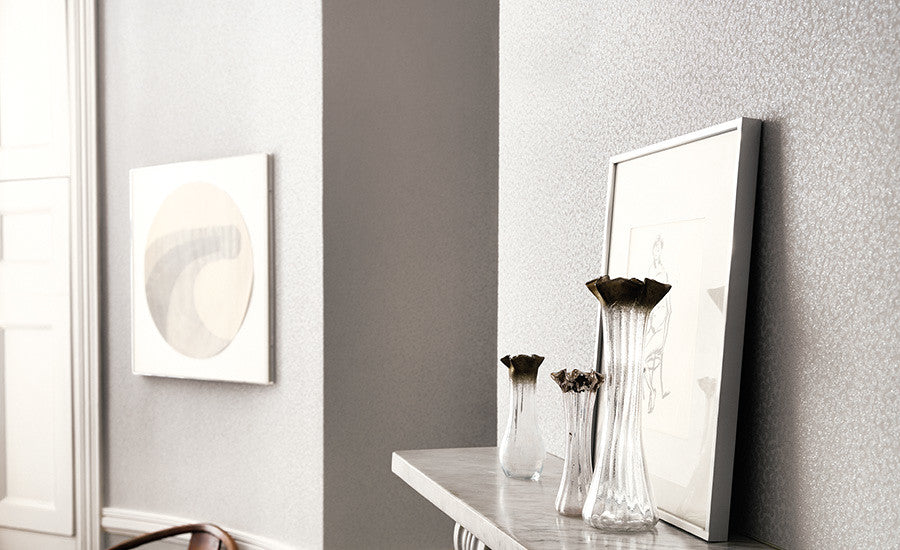 Pierre Frey Romo | Orden Wallcovering – Shale — scenography
