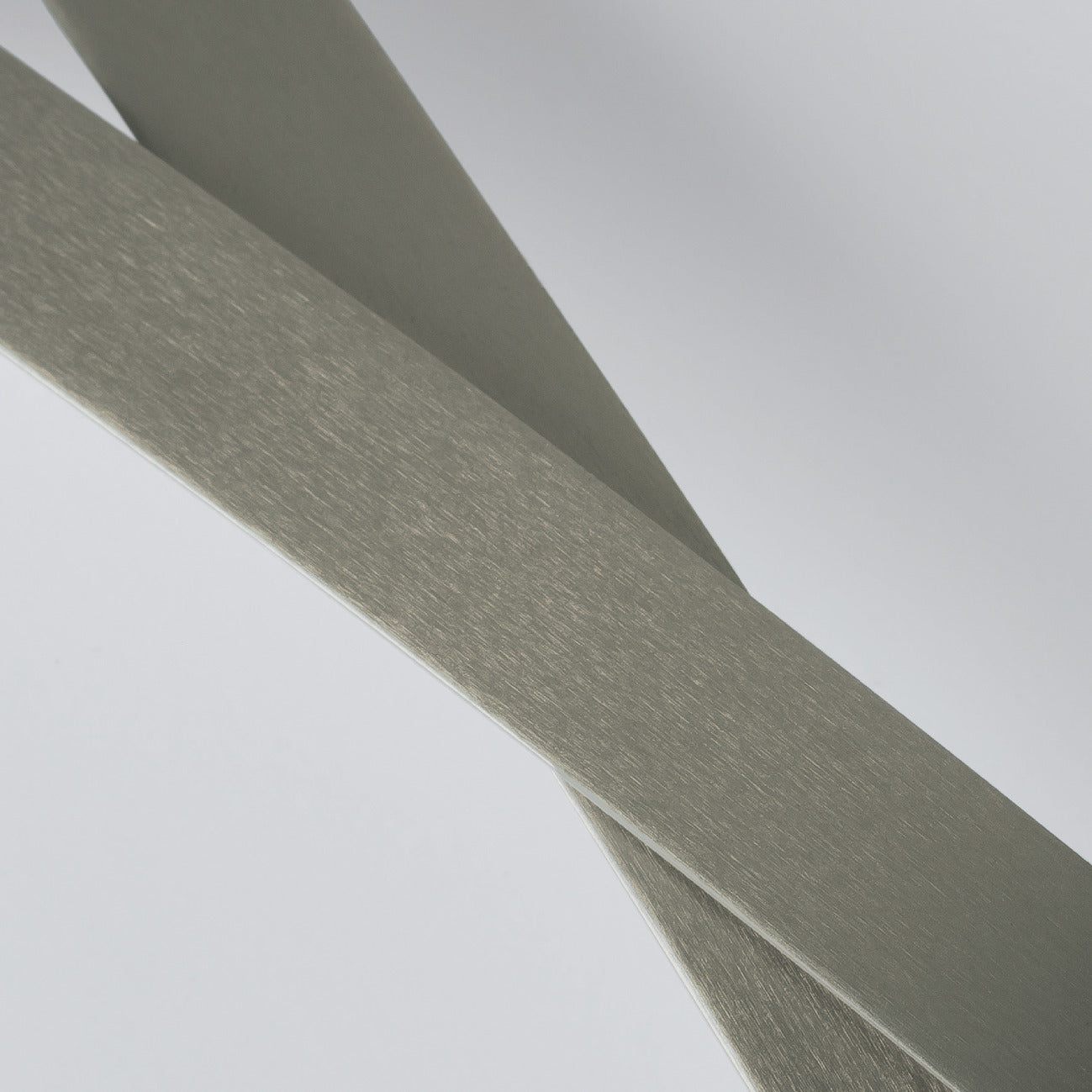 Elitis | Profilé aluminium Brosse Or blanc Roll - 90 - Aluminium satiné Or blanc (bobine 20m / roll 20m)