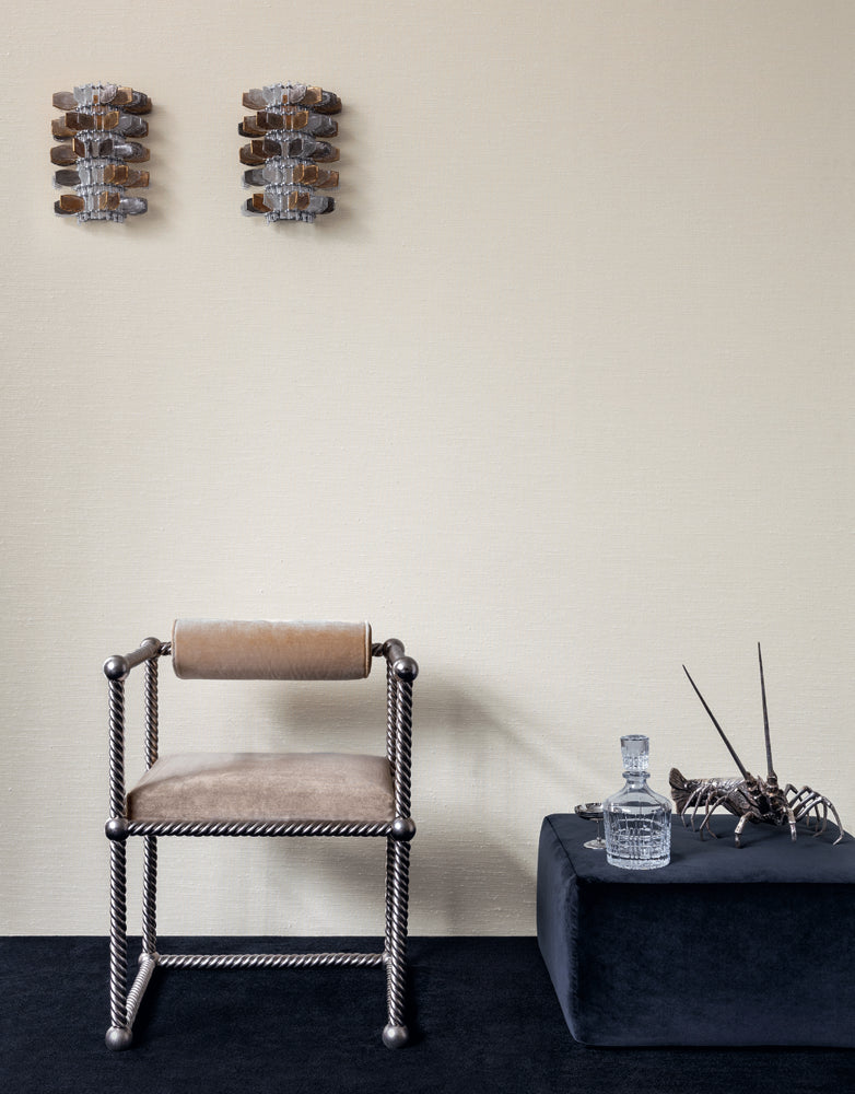 Pierre Frey Evelyn wallpaper, room setting 1