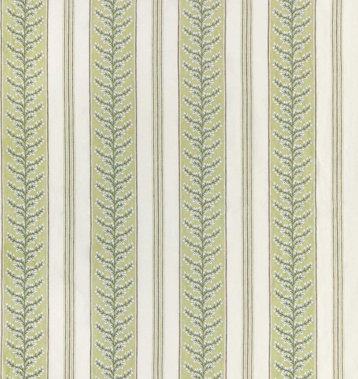 Nina Campbell | Manningtree fabric - NCF4502-05