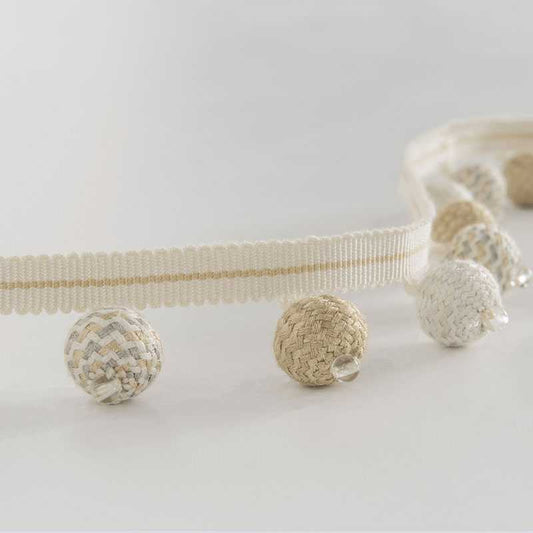 Nina Campbell | Trianon Bauble fabric - NCT512-01