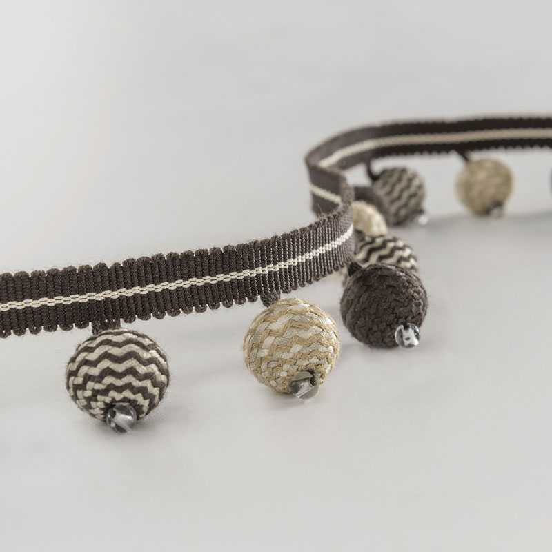 Nina Campbell | Trianon Bauble fabric - NCT512-02