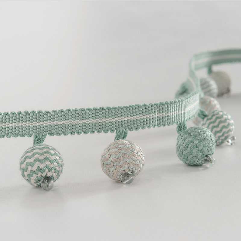 Nina Campbell | Trianon Bauble fabric - NCT512-03
