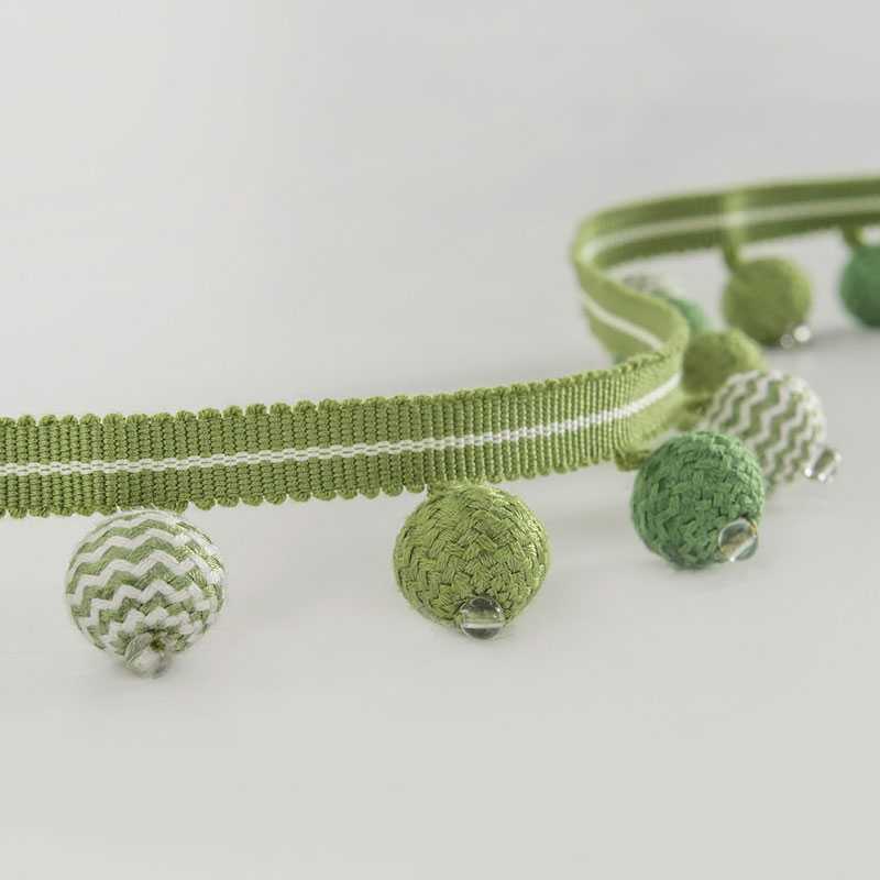 Nina Campbell | Trianon Bauble fabric - NCT512-04