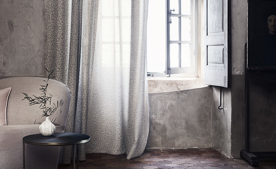 Pierre Frey Romo | Istra – Carob — scenography