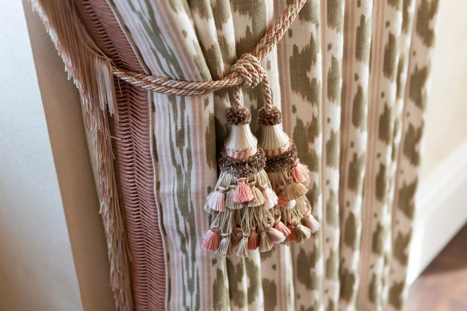 Palma Small fabric in our Covent Garden project. Tassel tieback shown for styling context only.