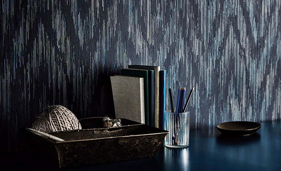 Pierre Frey Romo | Inez Wallcovering – Stratus — scenography