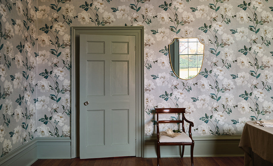 Pierre Frey Romo | Pluma Wallcovering – Blush — scenography