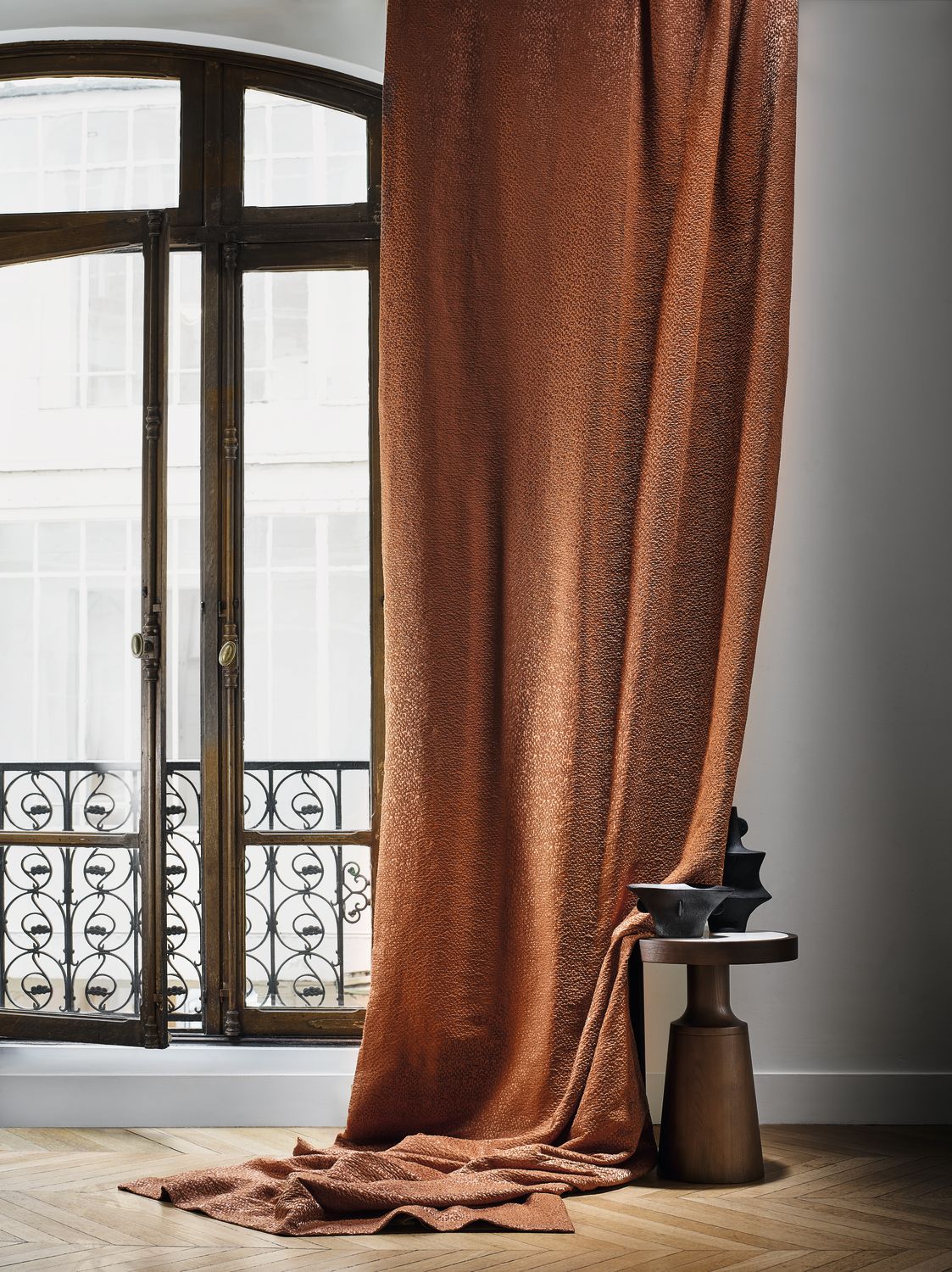 Casamance Mica — scenography