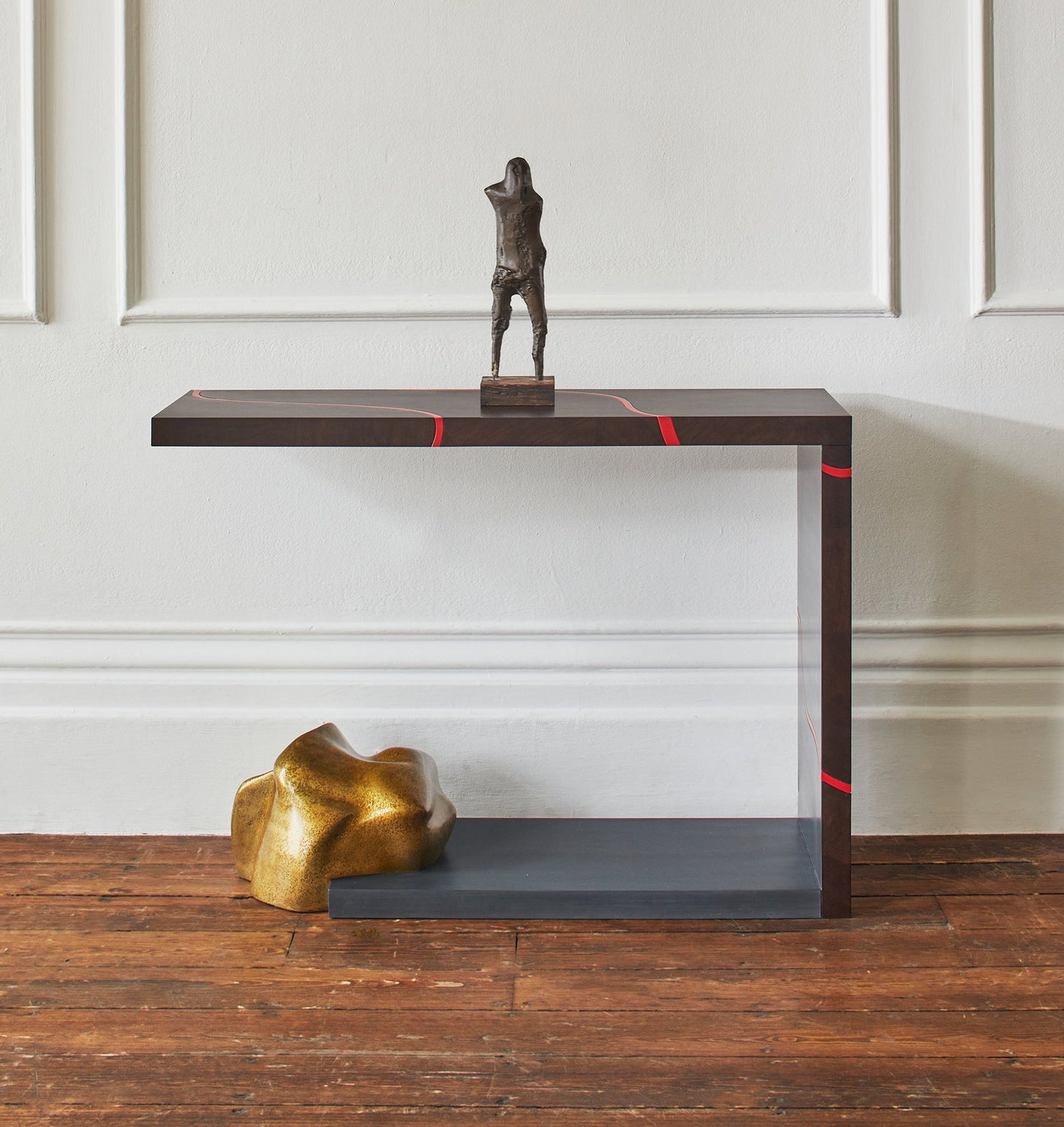 Julian Chichester | Lindford Console