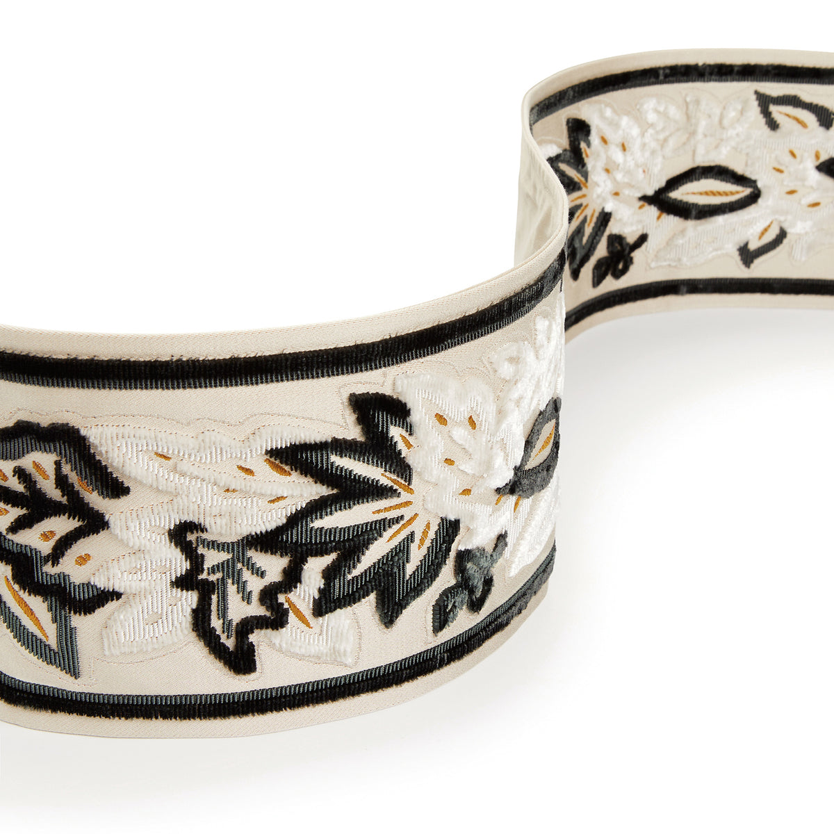 Osborne & Little | Banyan Braid fabric - Black / Ivory