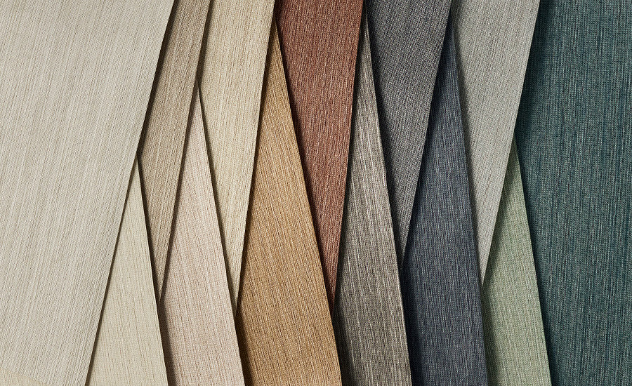 Pierre Frey Romo | Esai Embossed Wallcovering – Hunter — scenography