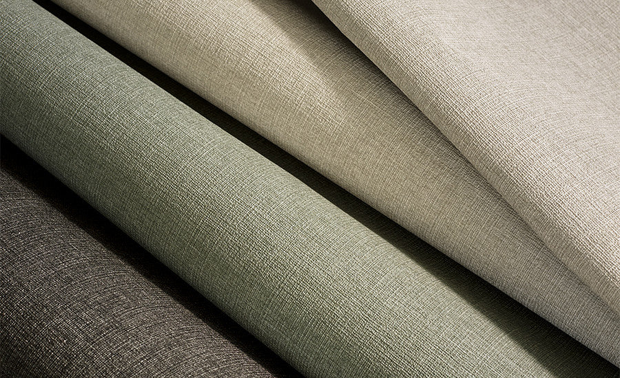 Pierre Frey Romo | Esai Embossed Wallcovering – Hunter — scenography