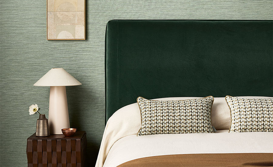 Pierre Frey Romo | Esai Embossed Wallcovering – Lovat — scenography
