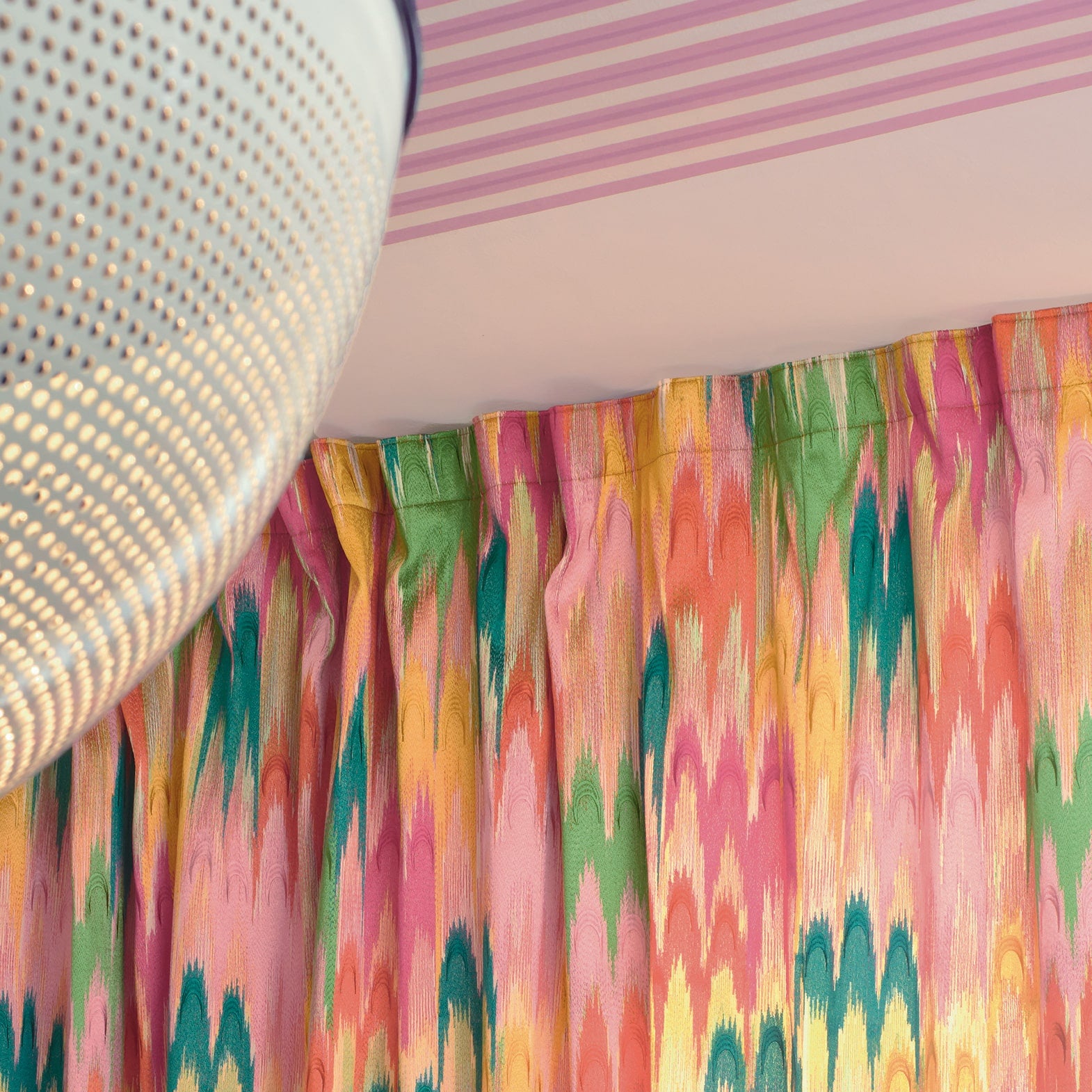 Elitis | Groovy - room scene