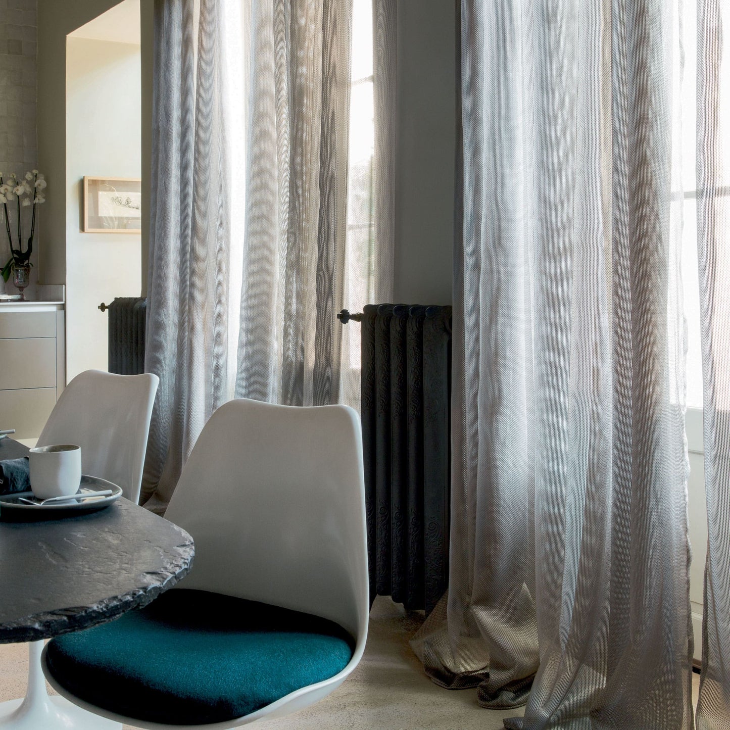 Elitis | Montaigne - room scene