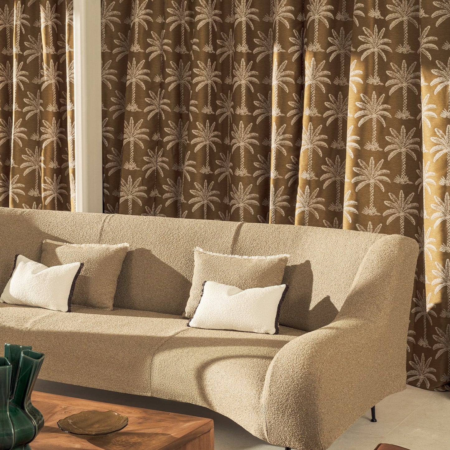 Elitis | Los Angeles - room scene
