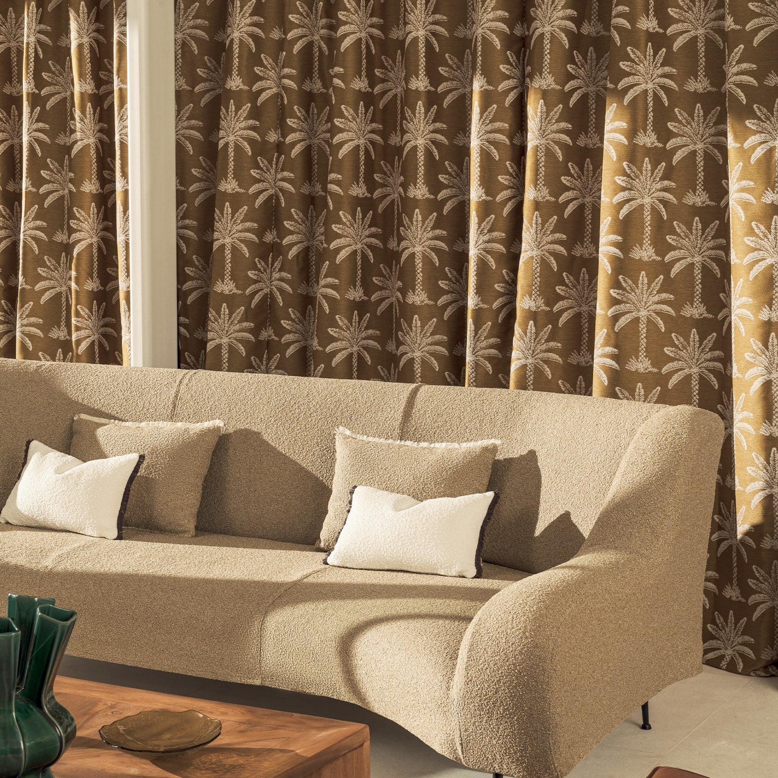 Elitis | Los Angeles - room scene