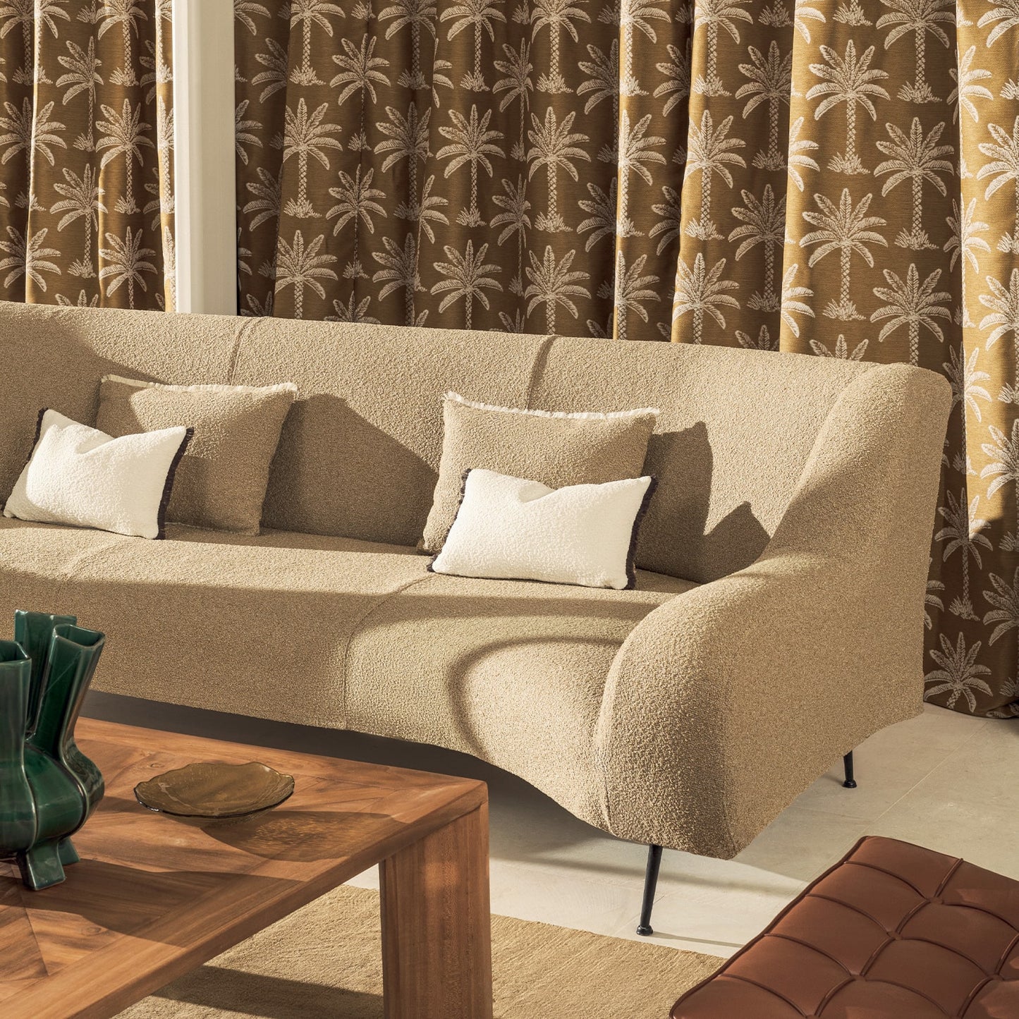 Elitis | Vargas - room scene