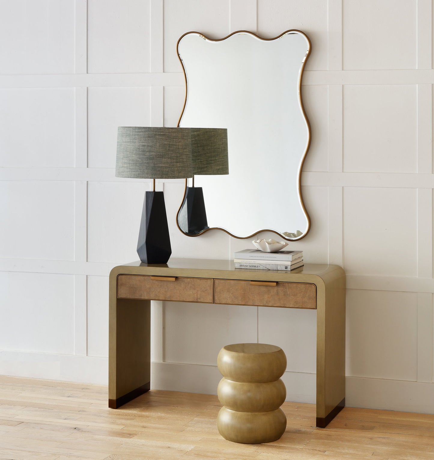 Monterey Dressing Table