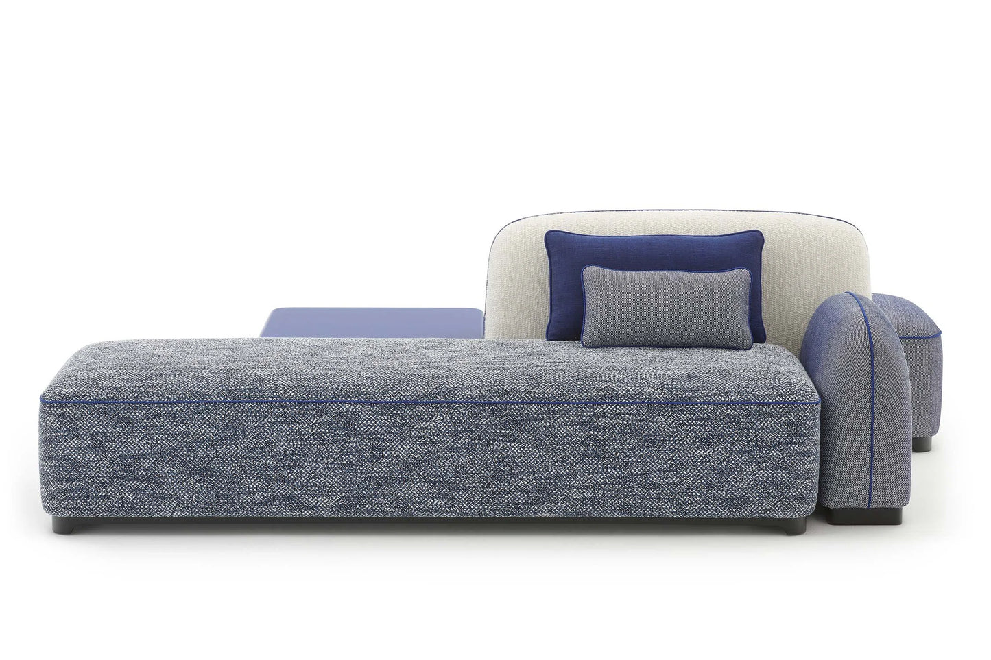 Pierre Frey Dolmen - Lacquered beech; Piping - Simple seams - Stretched fabric