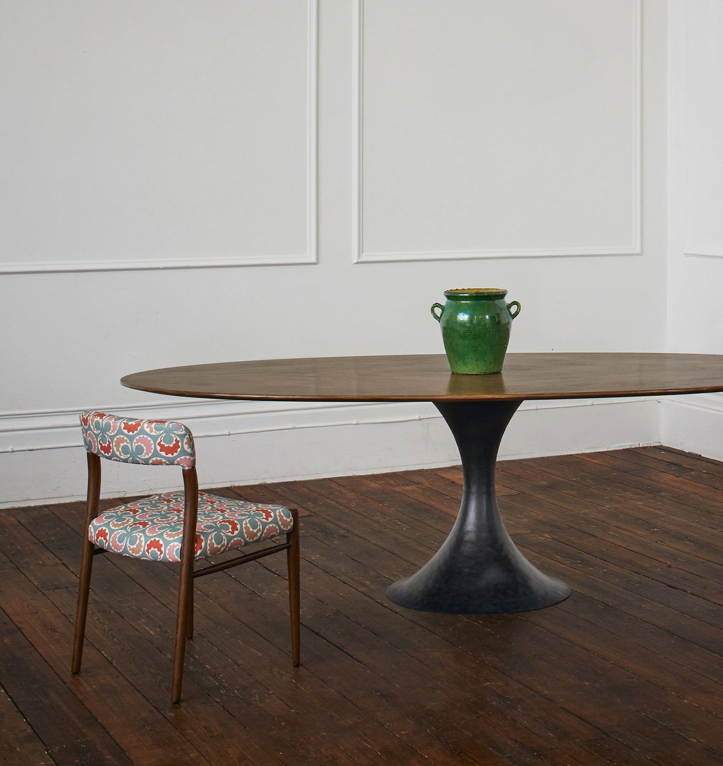 Julian Chichester | Dakota Chair